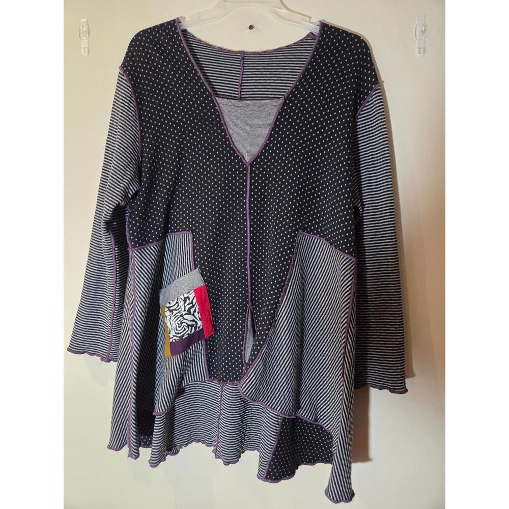 Noblu Women's Black Red/White Asymmetrical Tunic